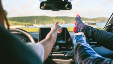 Is it illegal to drive barefoot